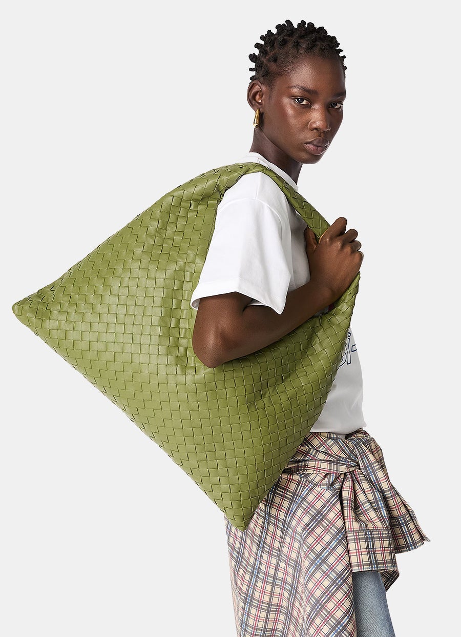 Large Hop Shoulder Bag