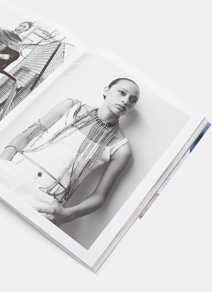 International Issue – #002 - The French Touch