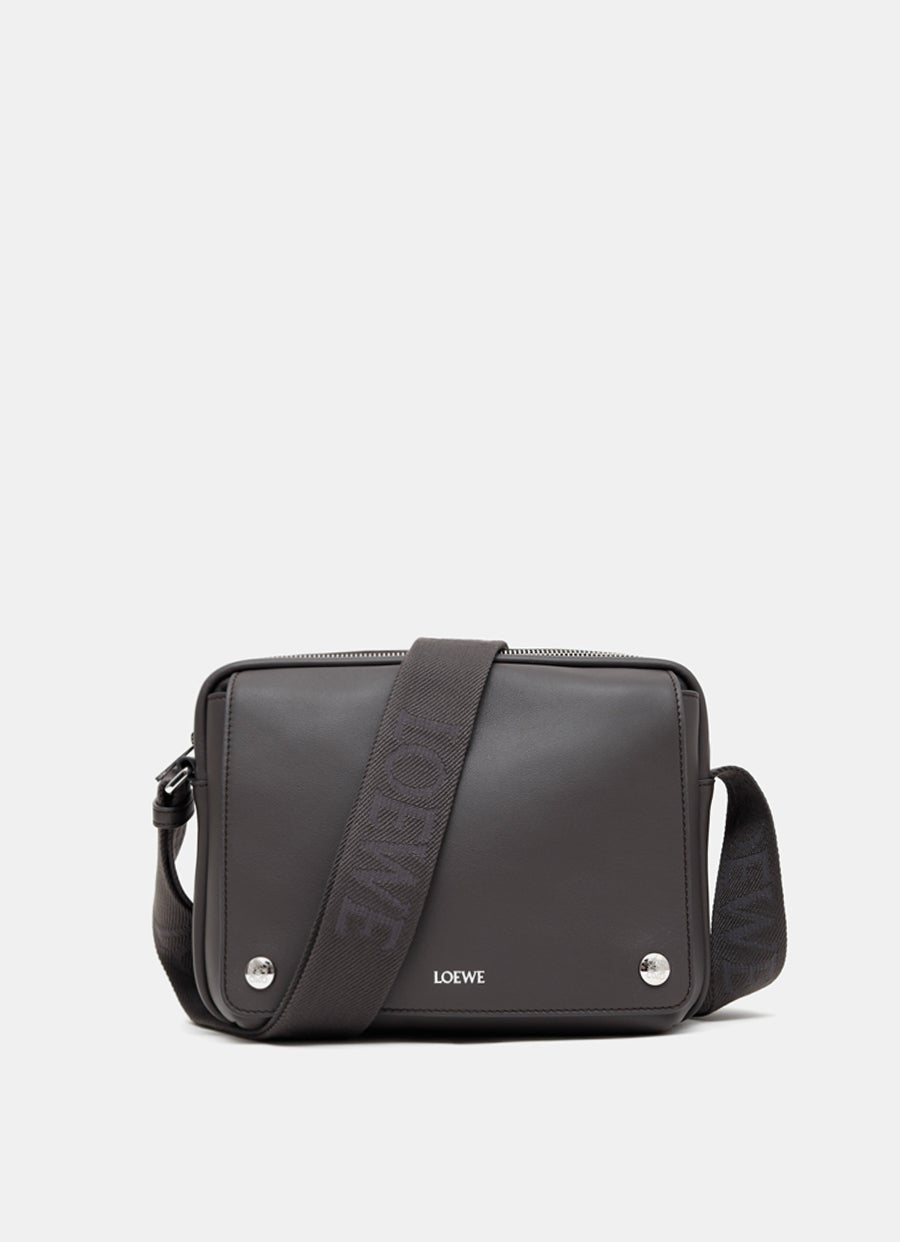 Medium Pebble Messenger Bag for Men