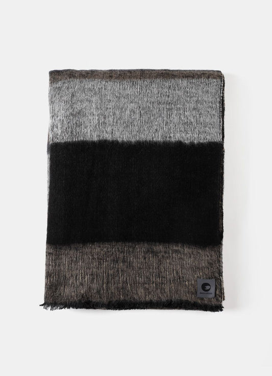 Hokkaido Illimani Throw Blanket