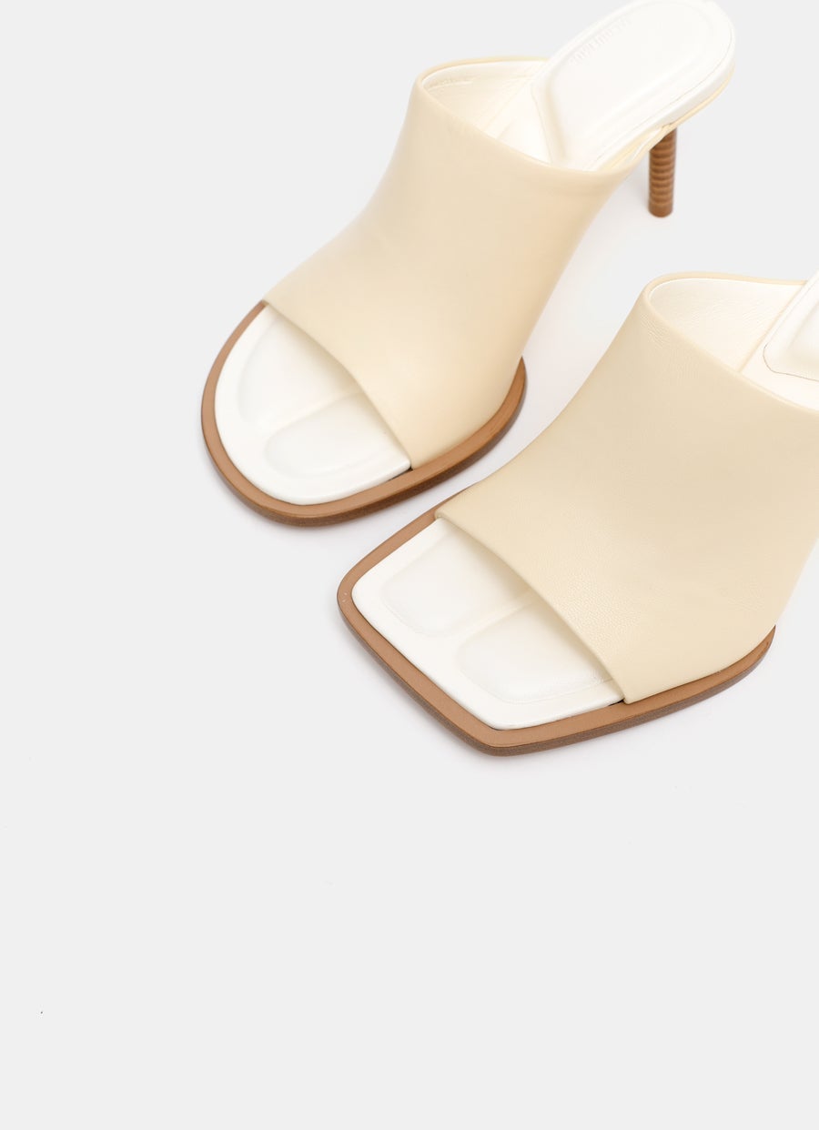 Les mules rond carré Sandals