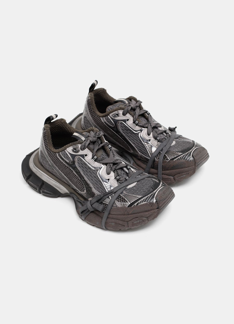 3XL Worn-Out Sneaker for men