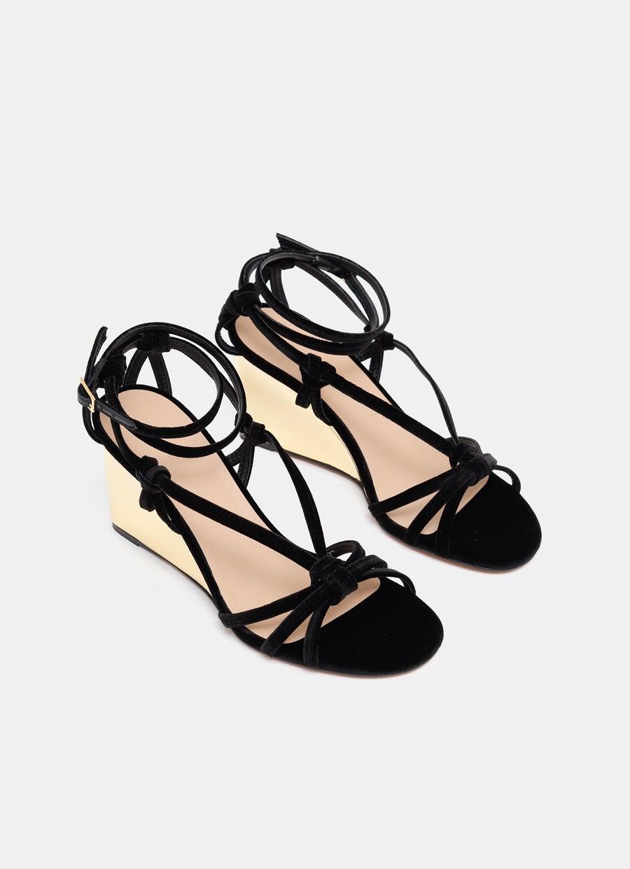 Rebecca Sandal