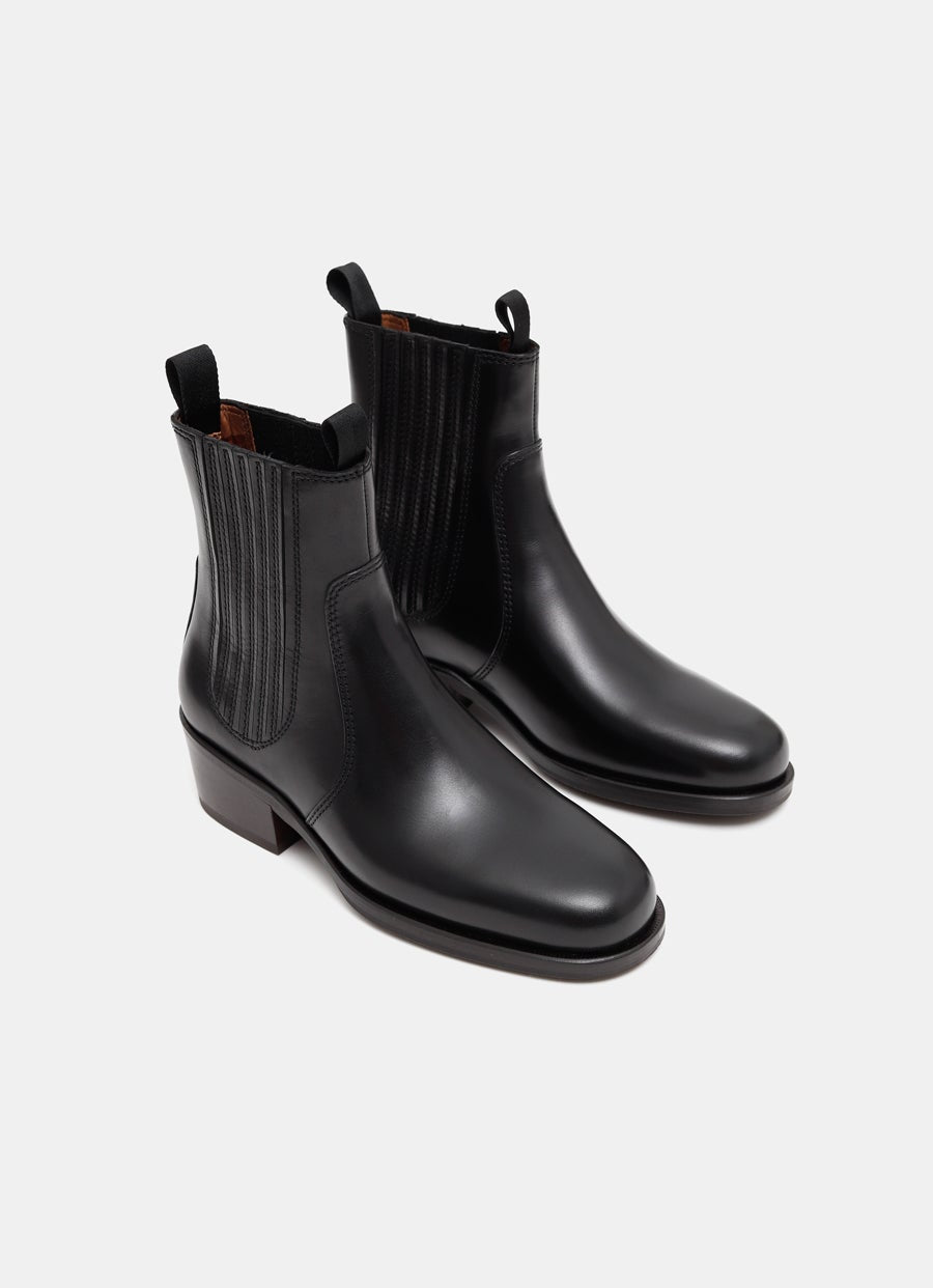 Chelsea Boots