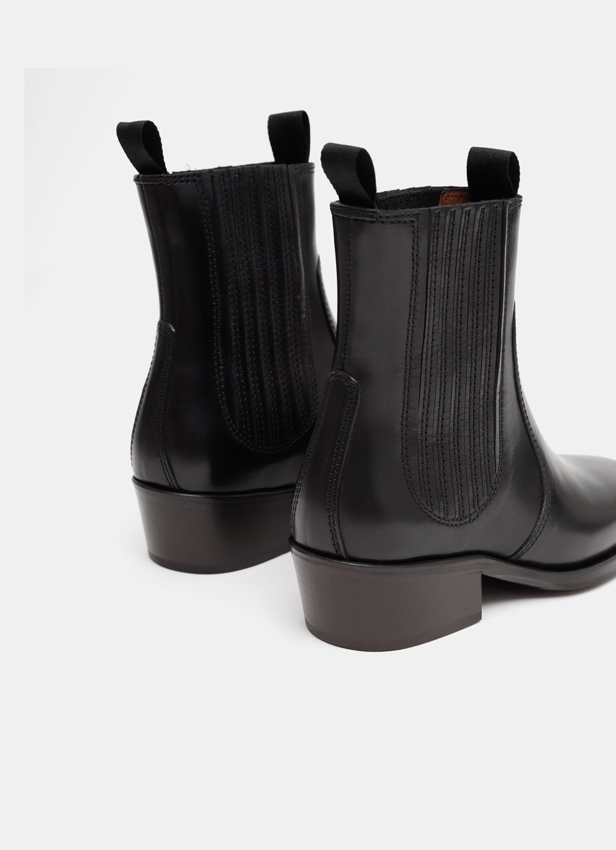 Chelsea Boots