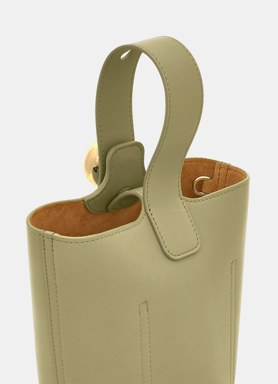 Medium Pebble Bucket Bag