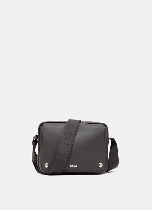 Medium Pebble Messenger Bag for Men