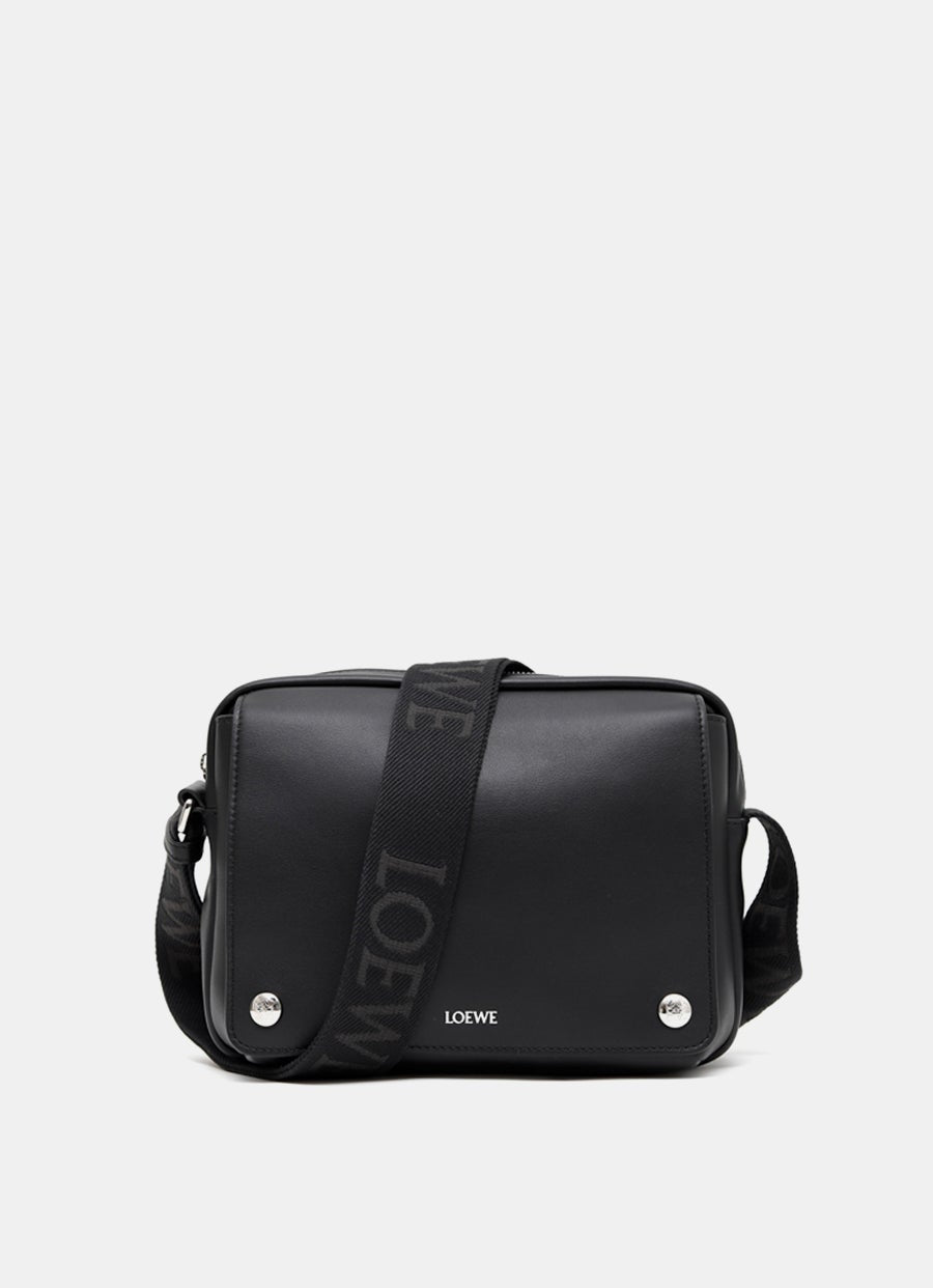 Medium Pebble Messenger Bag for Men