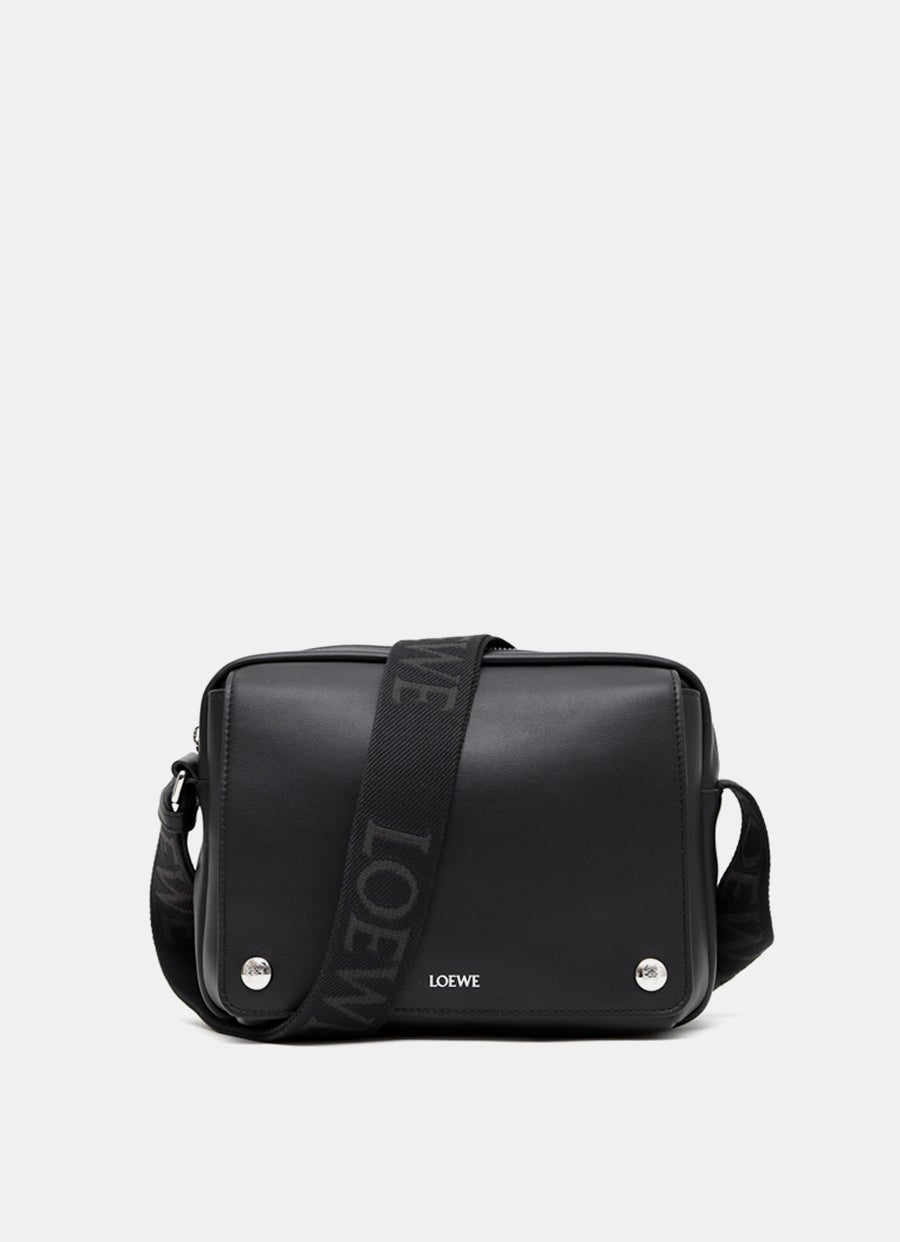 Medium Pebble Messenger Bag for Men