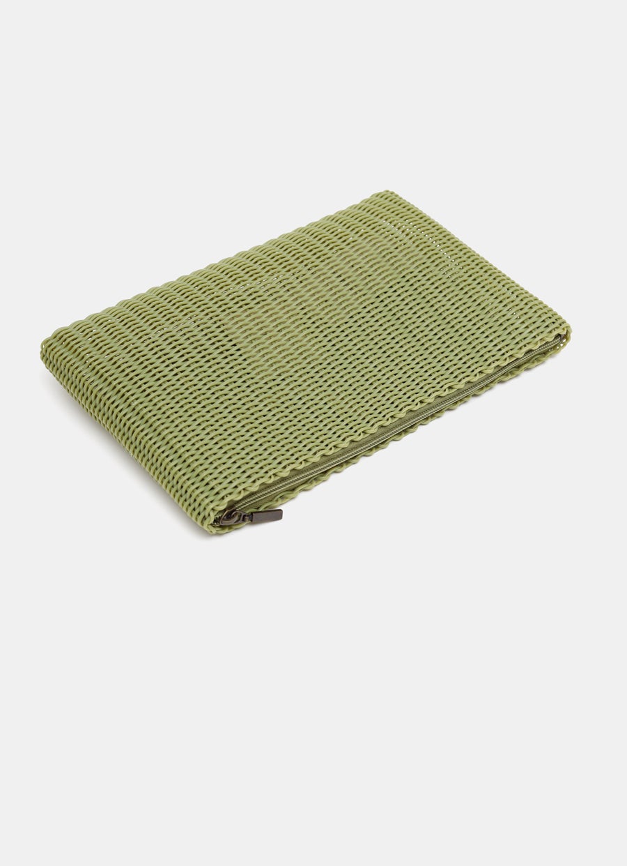 Large Clutch