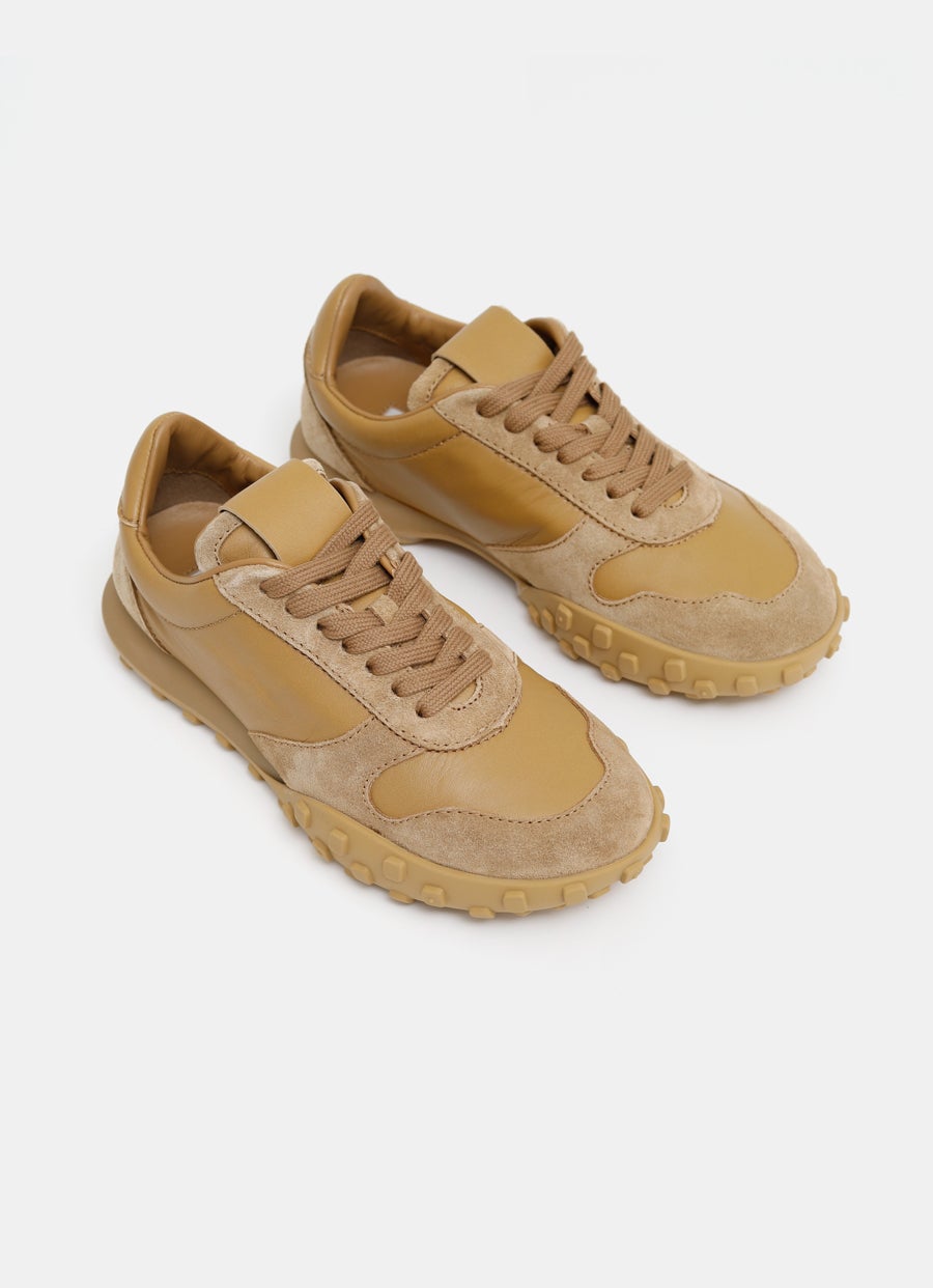 Moon Sneaker