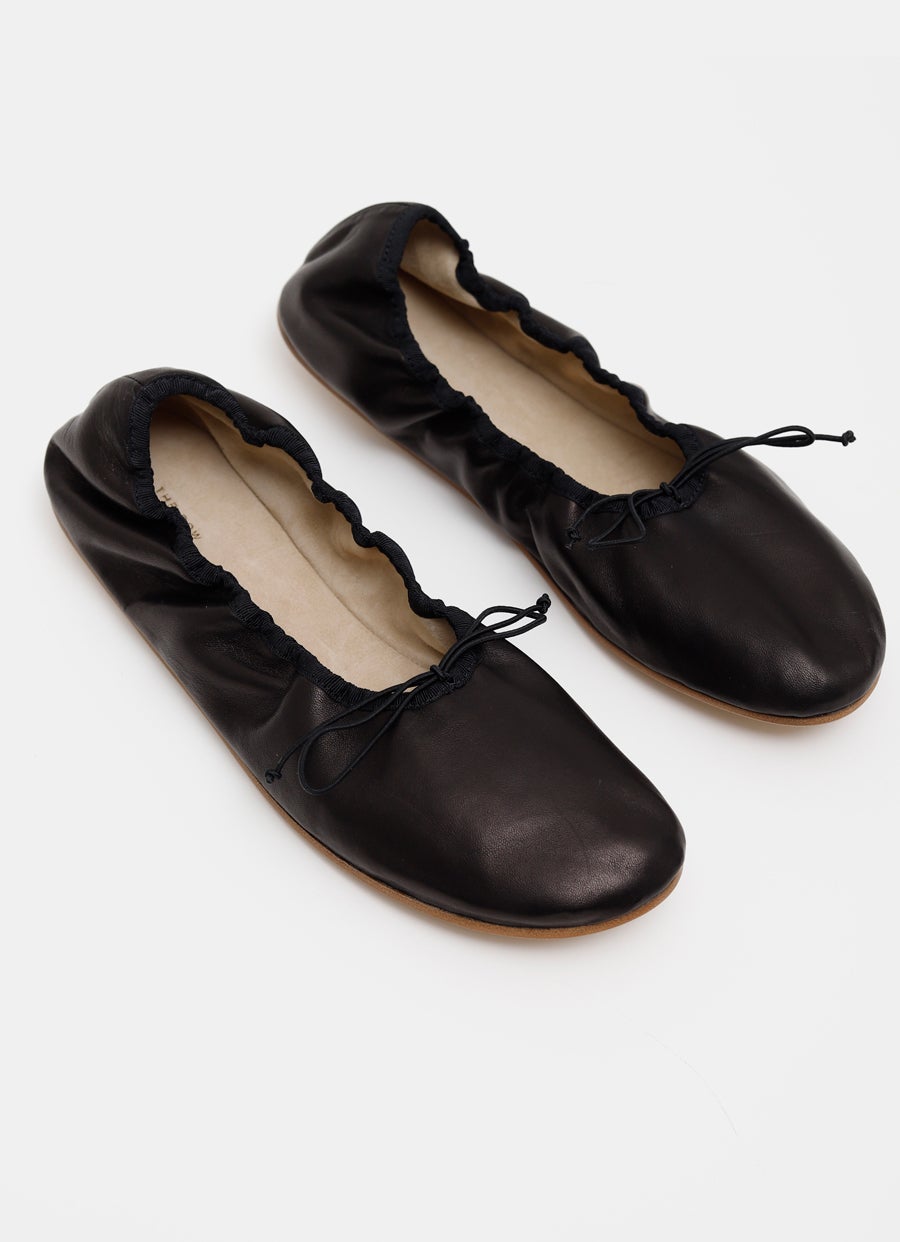 Round Ballet Flat