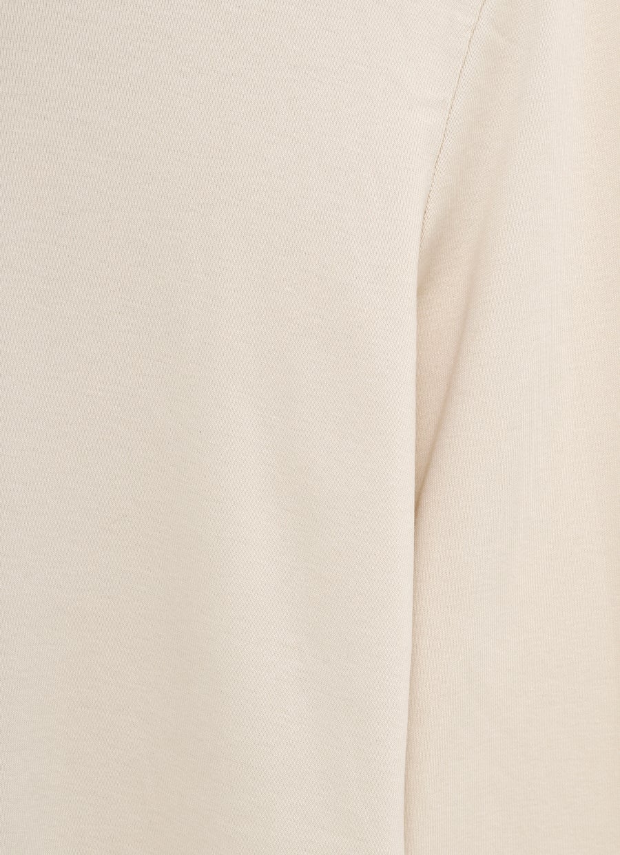 Max Tee